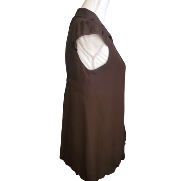 EUC Alice + Olivia Button Up Cap Sleeve Silk Top - Picture 4 of 10